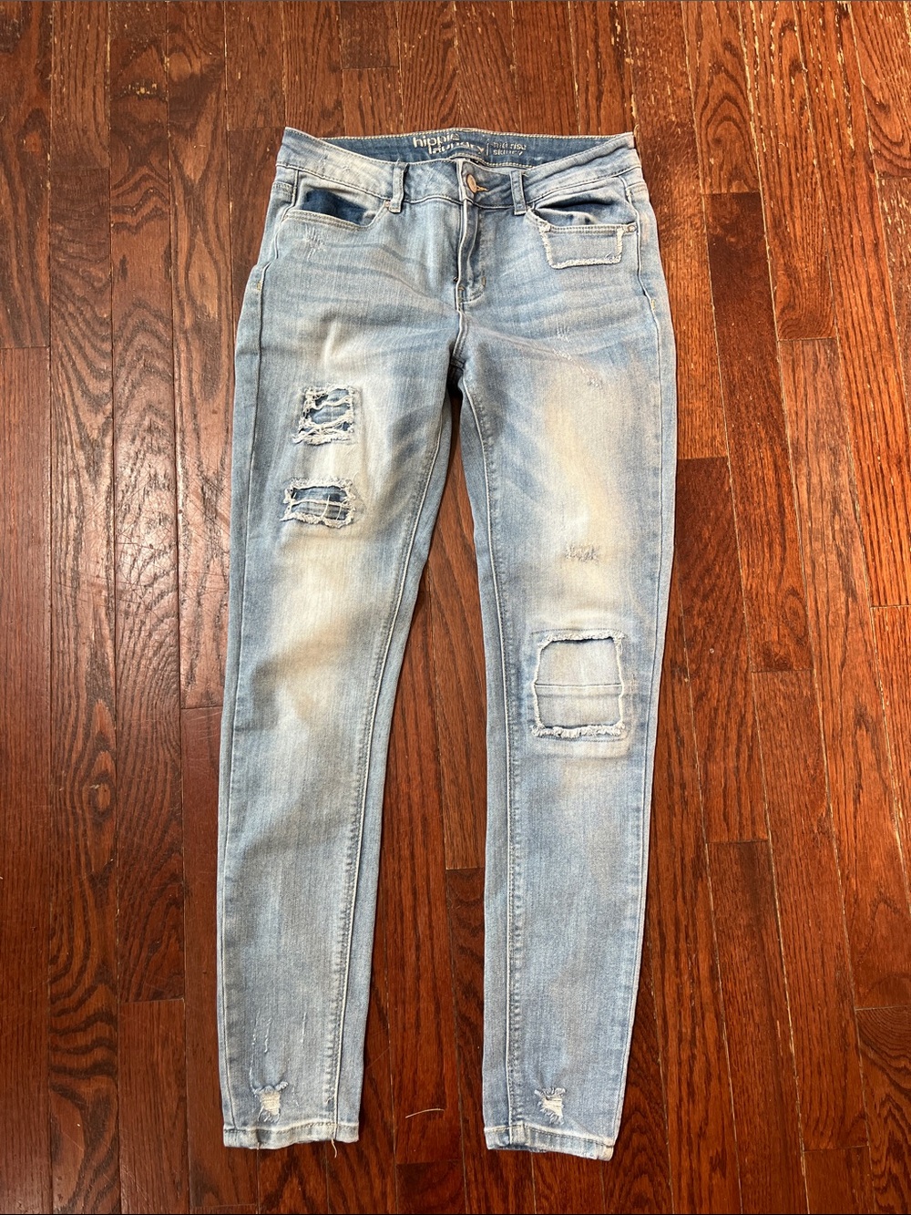 hippie laundry Light Wash Ripped Skinny Jeans